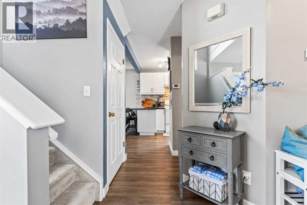 Single Family House for Sale in  Erin Grove SE Erin Woods Calgary 