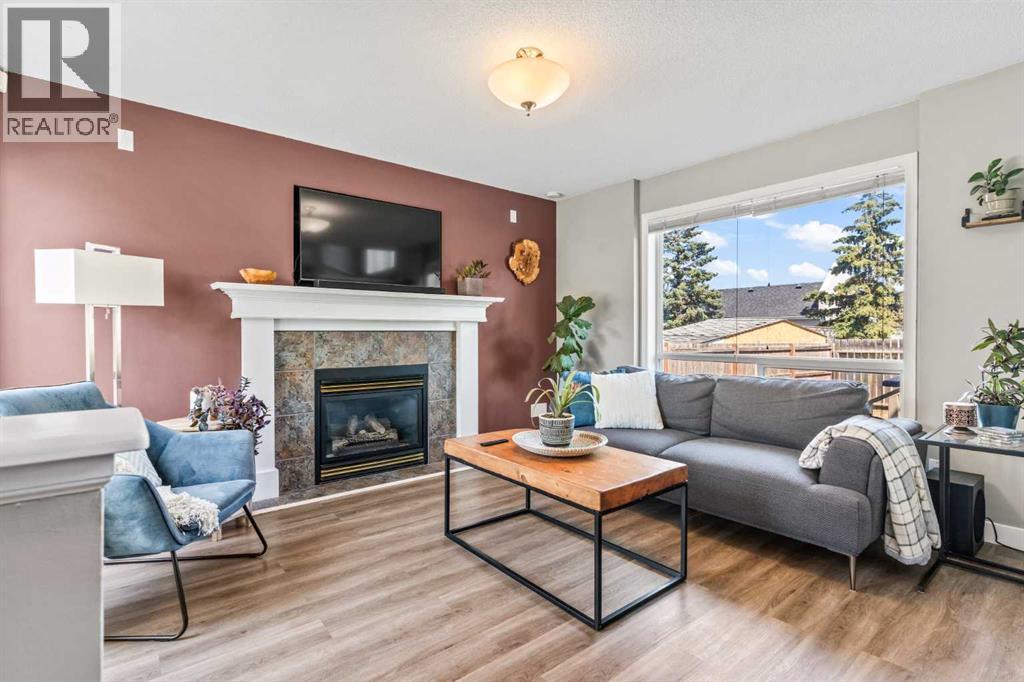 Single Family House for Sale in  Erin Grove SE Erin Woods Calgary 