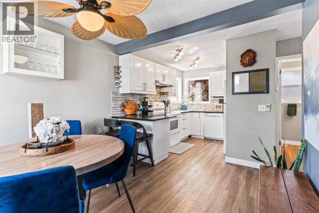 Single Family House for Sale in  Erin Grove SE Erin Woods Calgary 