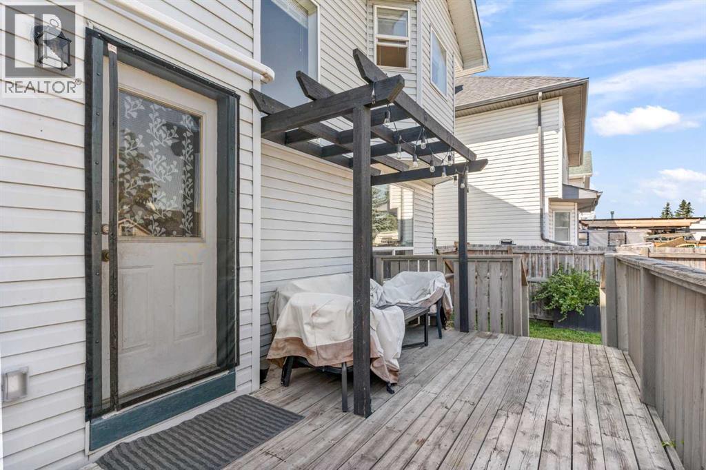 Single Family House for Sale in  Erin Grove SE Erin Woods Calgary 