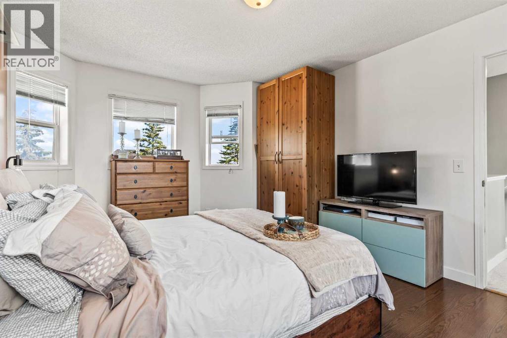 Single Family House for Sale in  Erin Grove SE Erin Woods Calgary 
