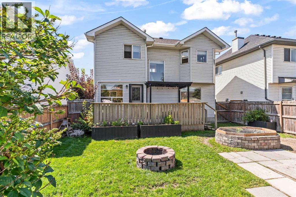 Single Family House for Sale in  Erin Grove SE Erin Woods Calgary 