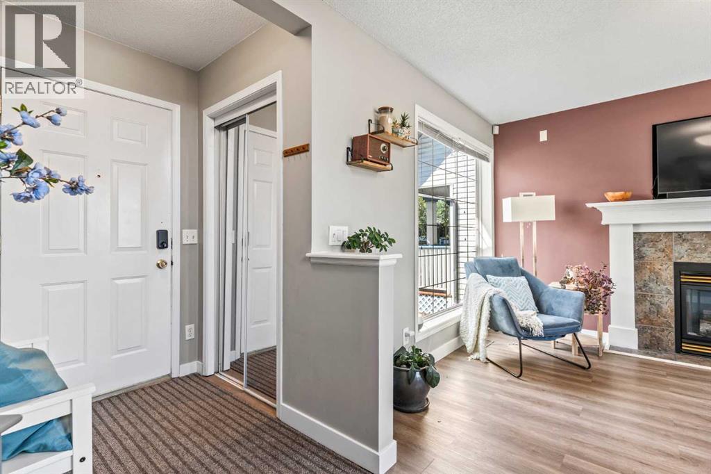 Single Family House for Sale in  Erin Grove SE Erin Woods Calgary 