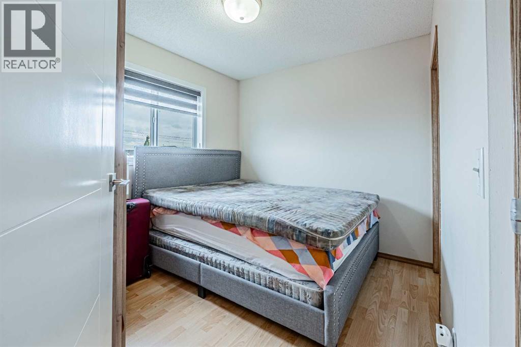 Photo 19 of 65 Martinvalley Road Ne, Calgary AB