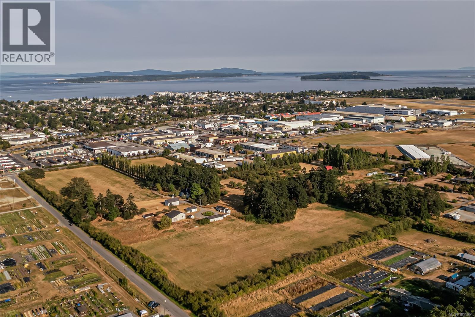  10202 McDonald Park Road, North Saanich