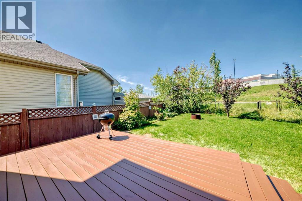 Single Family House for Sale in  Covehaven Gardens NE Coventry Hills Calgary 