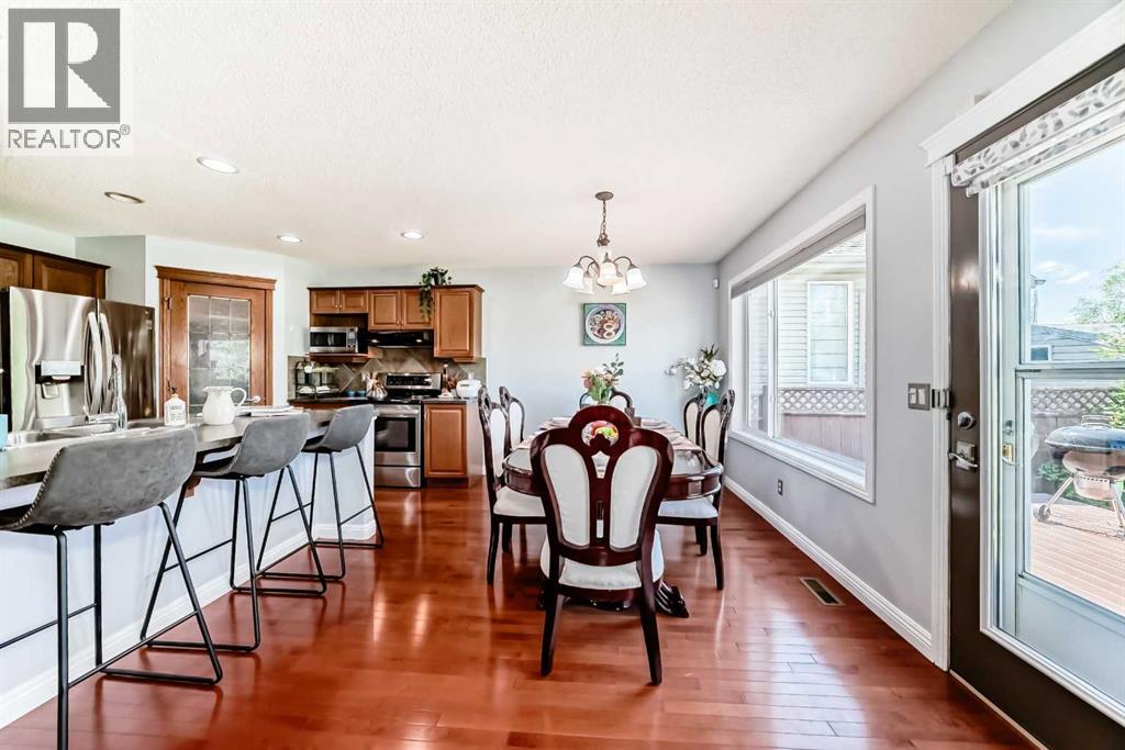 Single Family House for Sale in  Covehaven Gardens NE Coventry Hills Calgary 