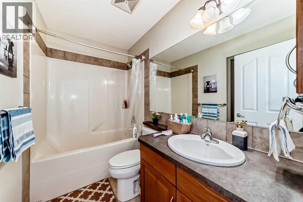 Single Family House for Sale in  Covehaven Gardens NE Coventry Hills Calgary 