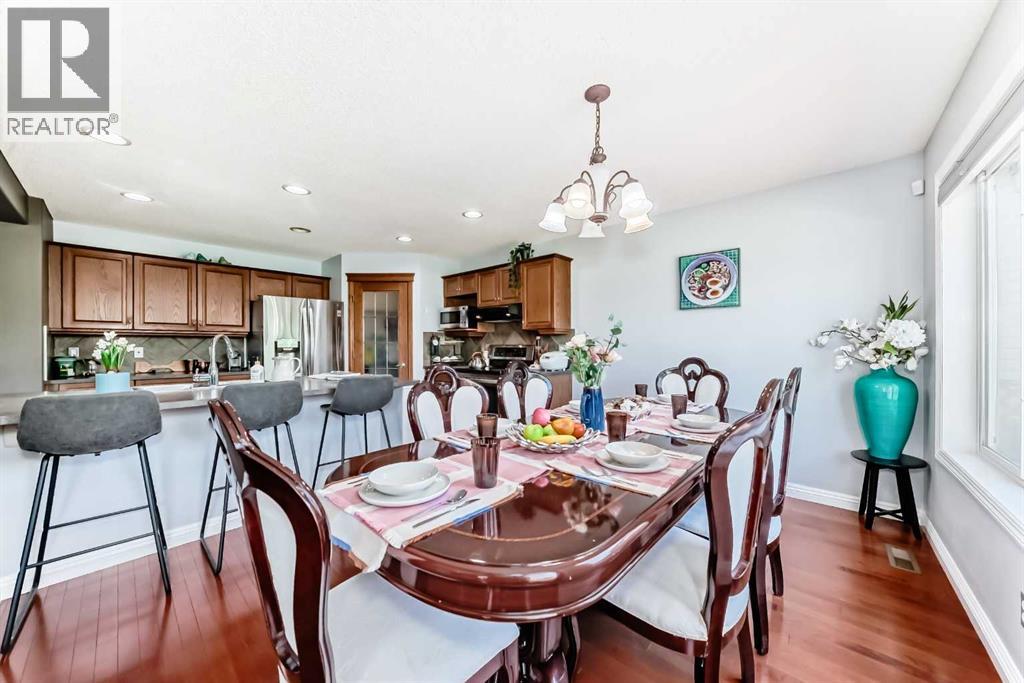 Single Family House for Sale in  Covehaven Gardens NE Coventry Hills Calgary 