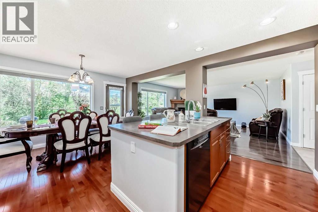 Single Family House for Sale in  Covehaven Gardens NE Coventry Hills Calgary 