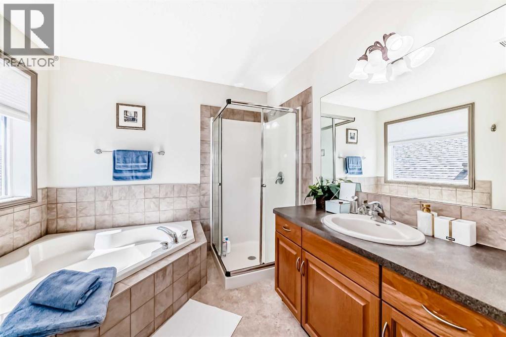 Single Family House for Sale in  Covehaven Gardens NE Coventry Hills Calgary 