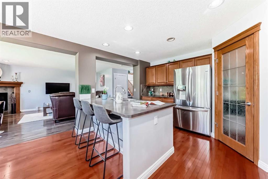 Single Family House for Sale in  Covehaven Gardens NE Coventry Hills Calgary 
