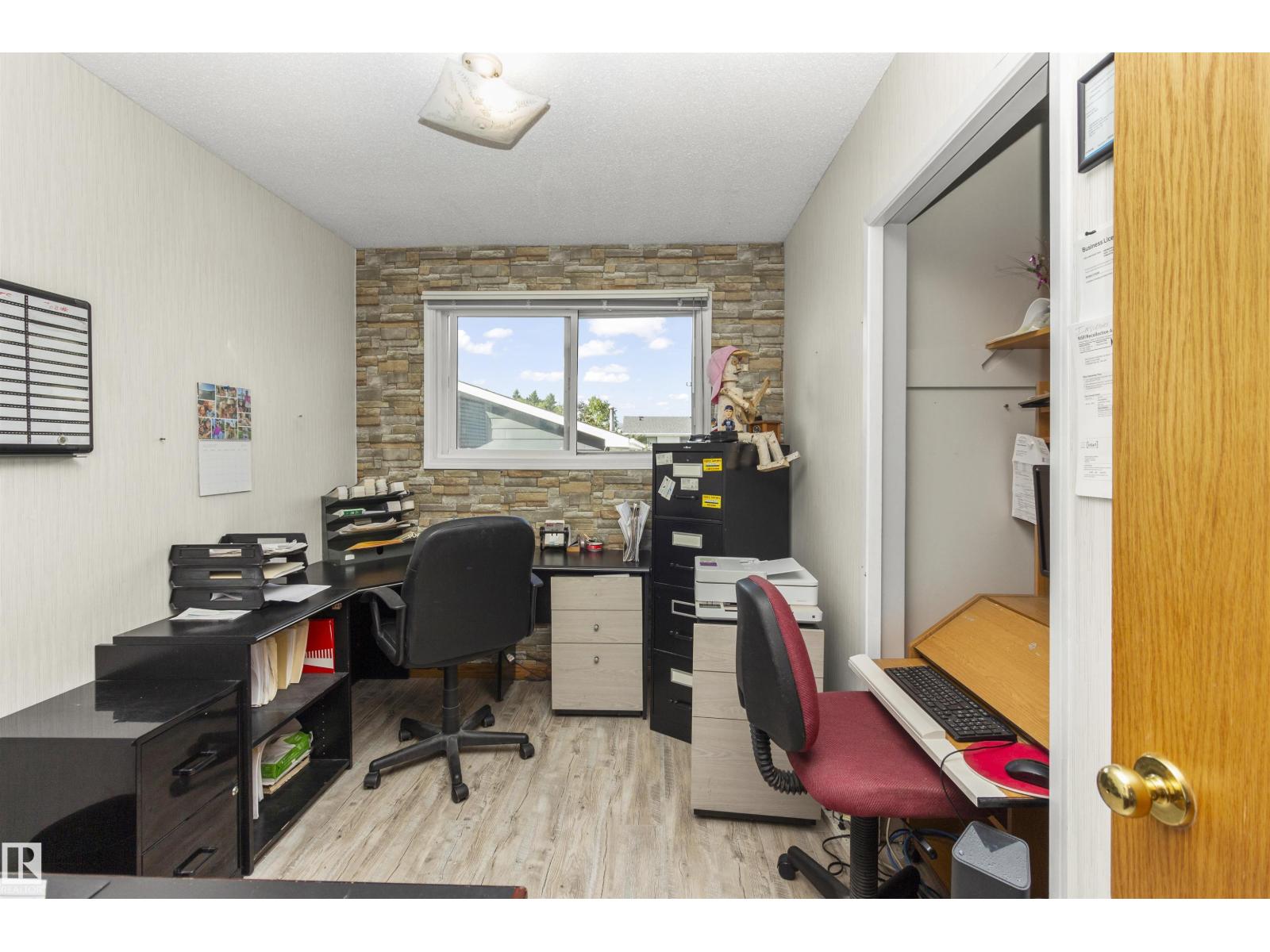 Photo 32 of 6928 13 Av Nw, Edmonton AB