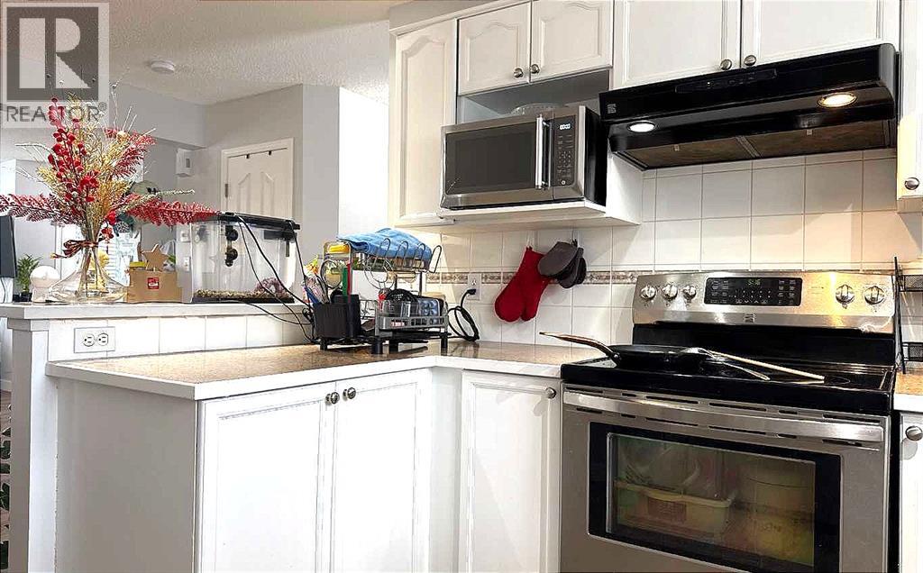 Photo 39 of 8 304 Ross Avenue, Cochrane AB