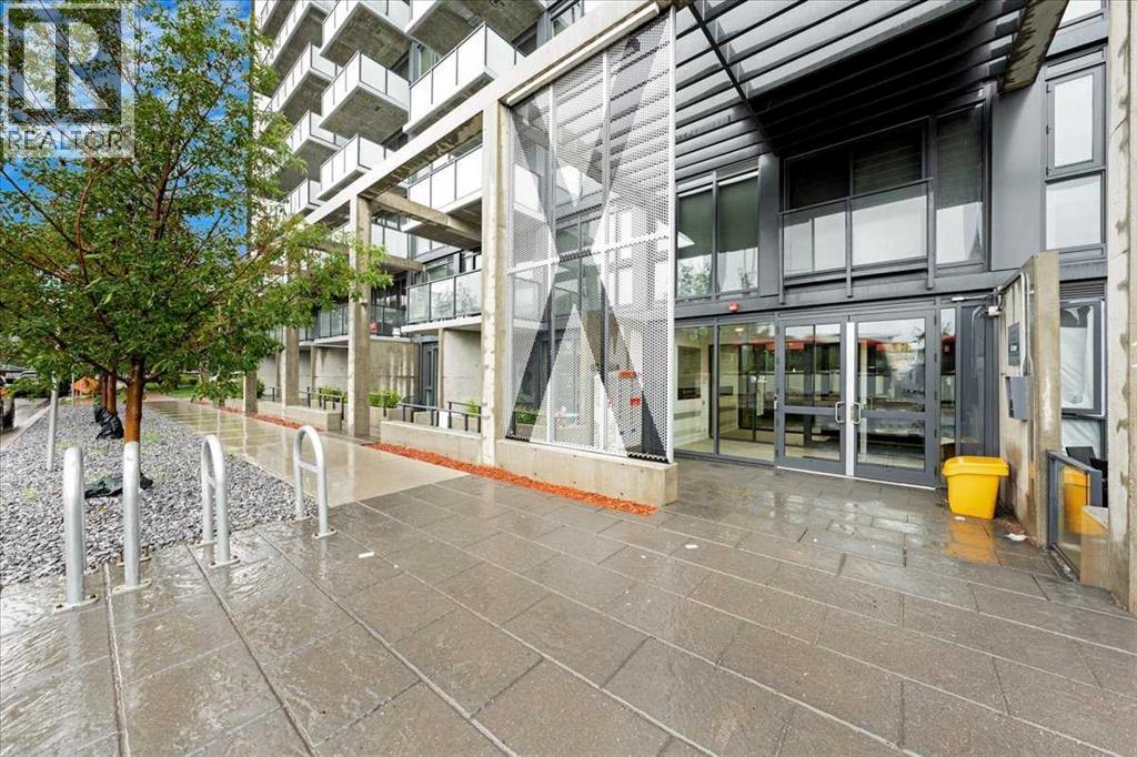 310, 327 9A Street NW, Calgary, Alberta