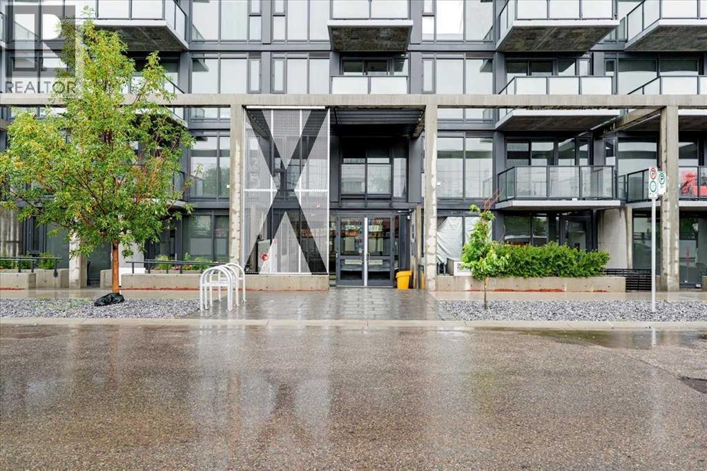 Single Family House for Sale in   A Street NW Sunnyside Calgary 
