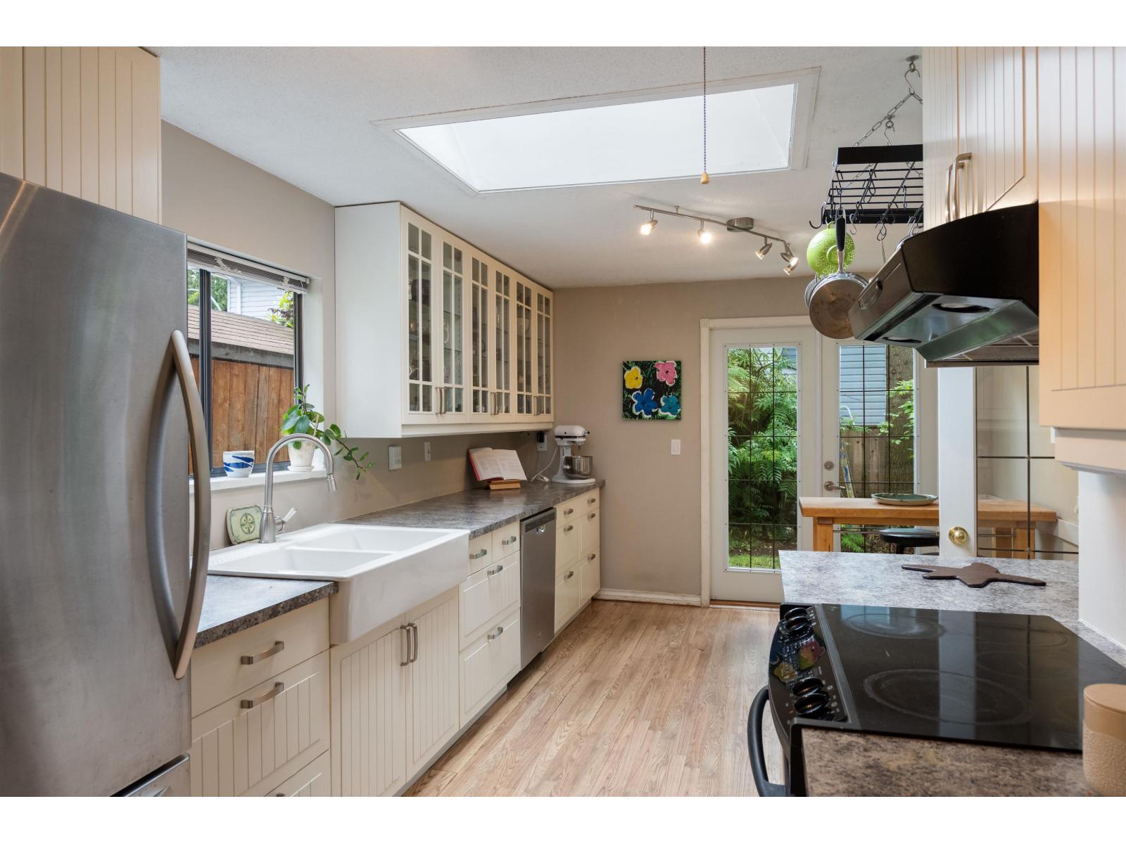 Photo 37 of 1430 Bergstrom Road, White Rock BC