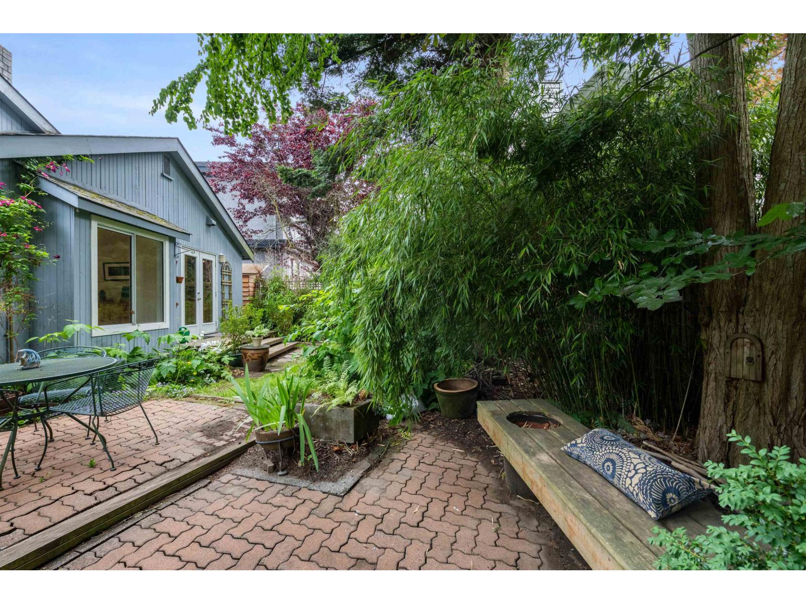 Photo 11 of 1430 Bergstrom Road, White Rock BC