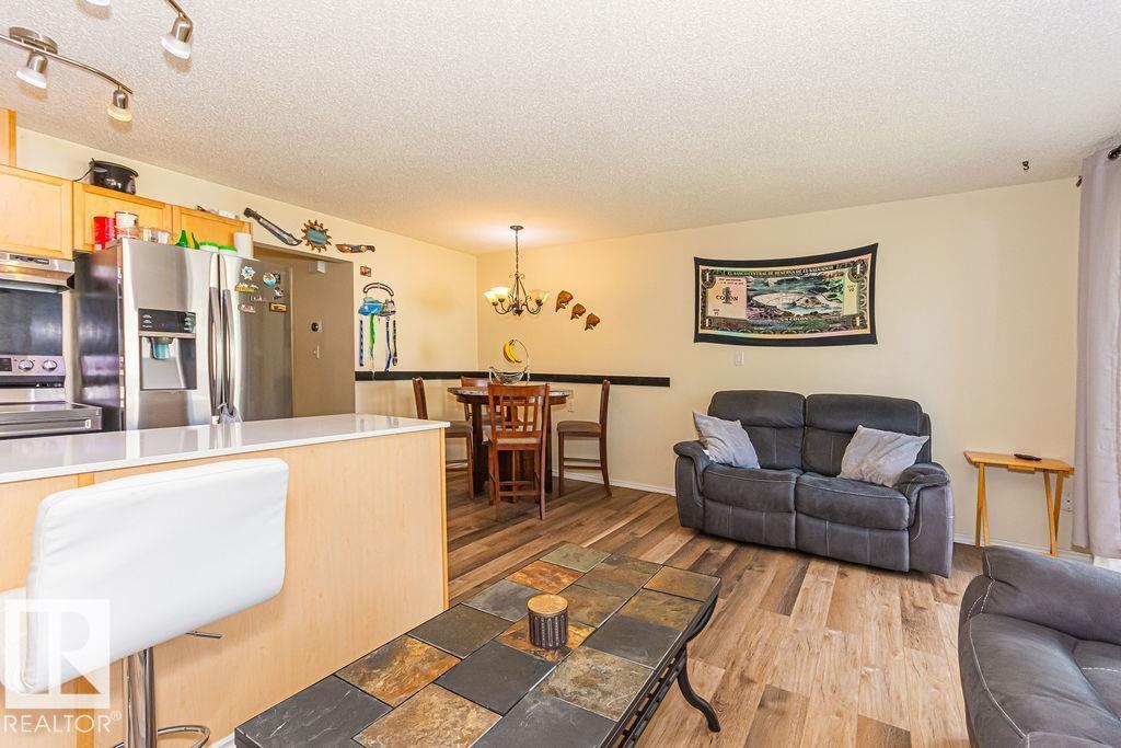 Photo 7 of 56 451 Hyndman Cr Nw, Edmonton AB