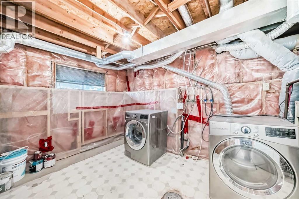 Single Family House Bi-level for Sale in  Shawfield Way SW Shawnessy Calgary 