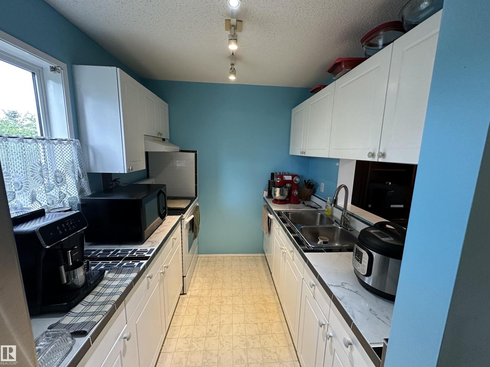 Photo 8 of 318 17109 67 Av Nw, Edmonton AB