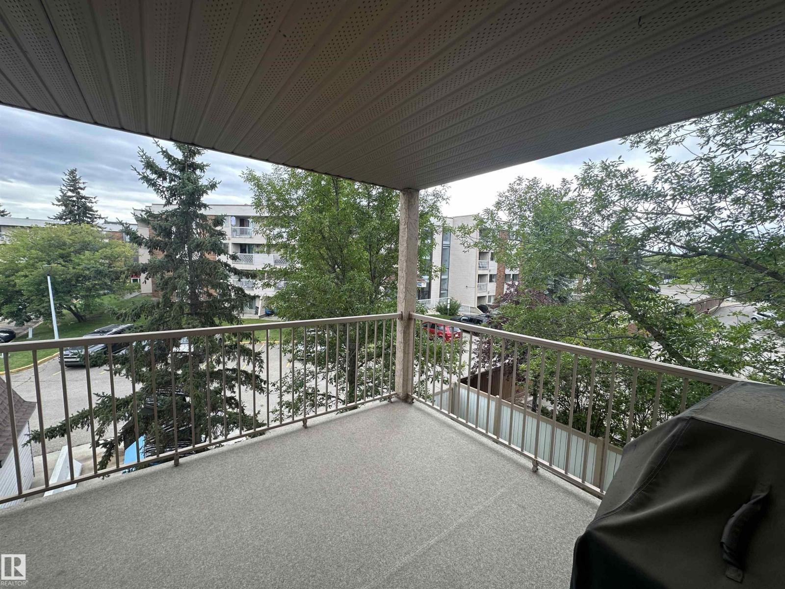 Photo 34 of 318 17109 67 Av Nw, Edmonton AB