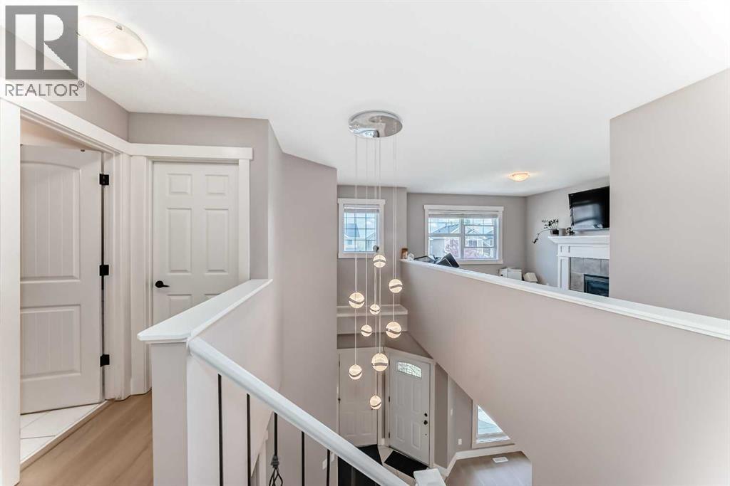Single Family House for Sale in  Sherwood Terrace NW Sherwood Calgary 