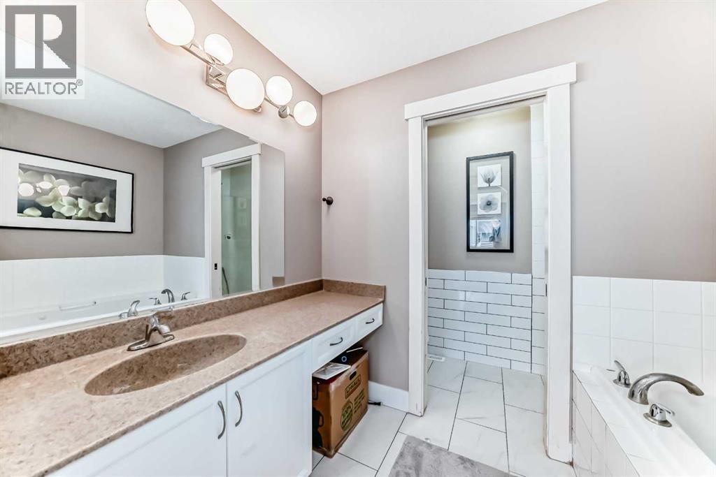 Single Family House for Sale in  Sherwood Terrace NW Sherwood Calgary 