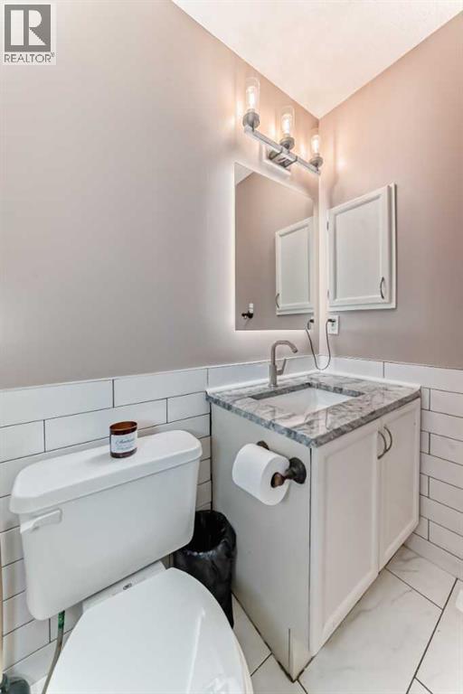 Single Family House for Sale in  Sherwood Terrace NW Sherwood Calgary 