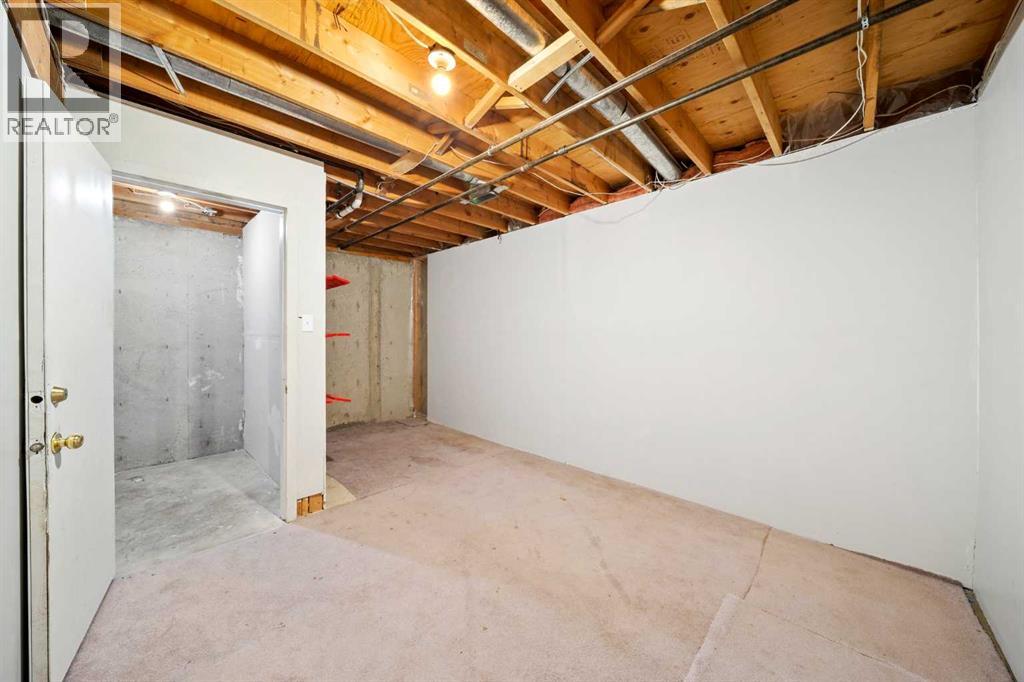 Single Family House for Sale in  Bedford Manor NE Beddington Heights Calgary 