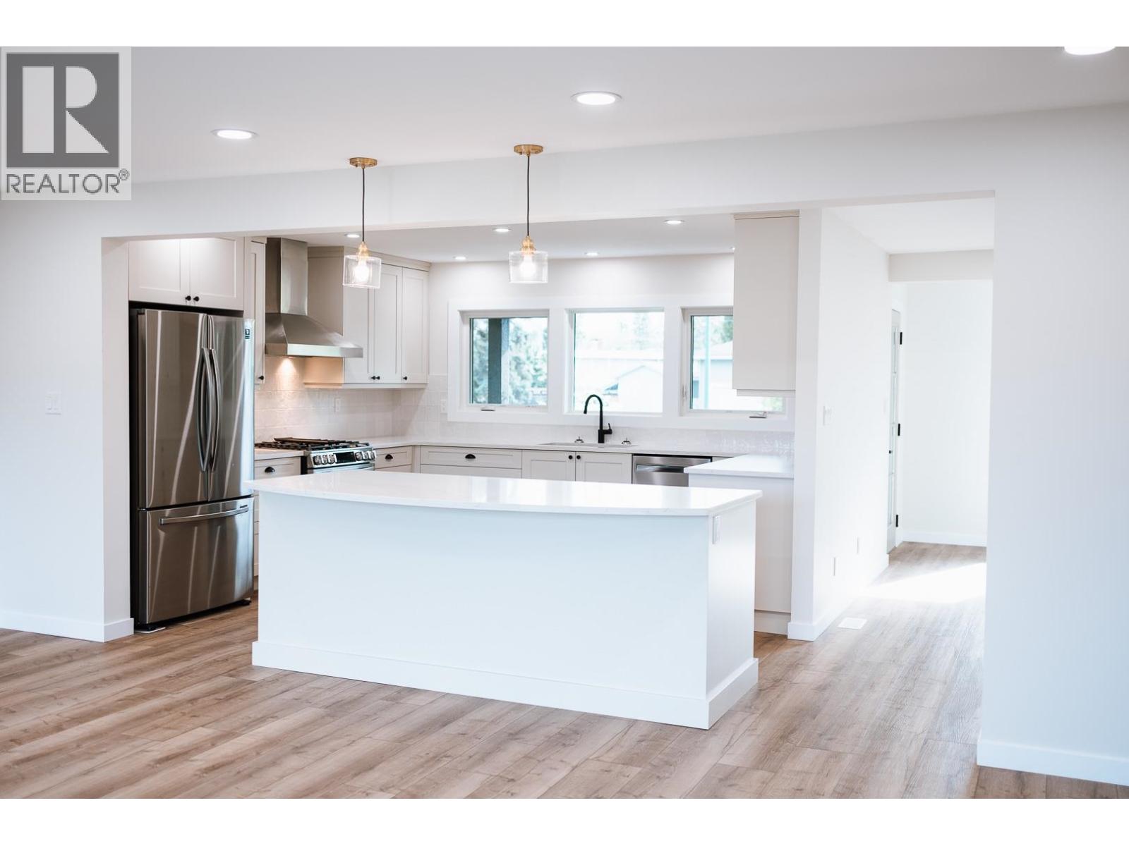 Photo 11 of 2960 Nechako Drive, Prince George BC