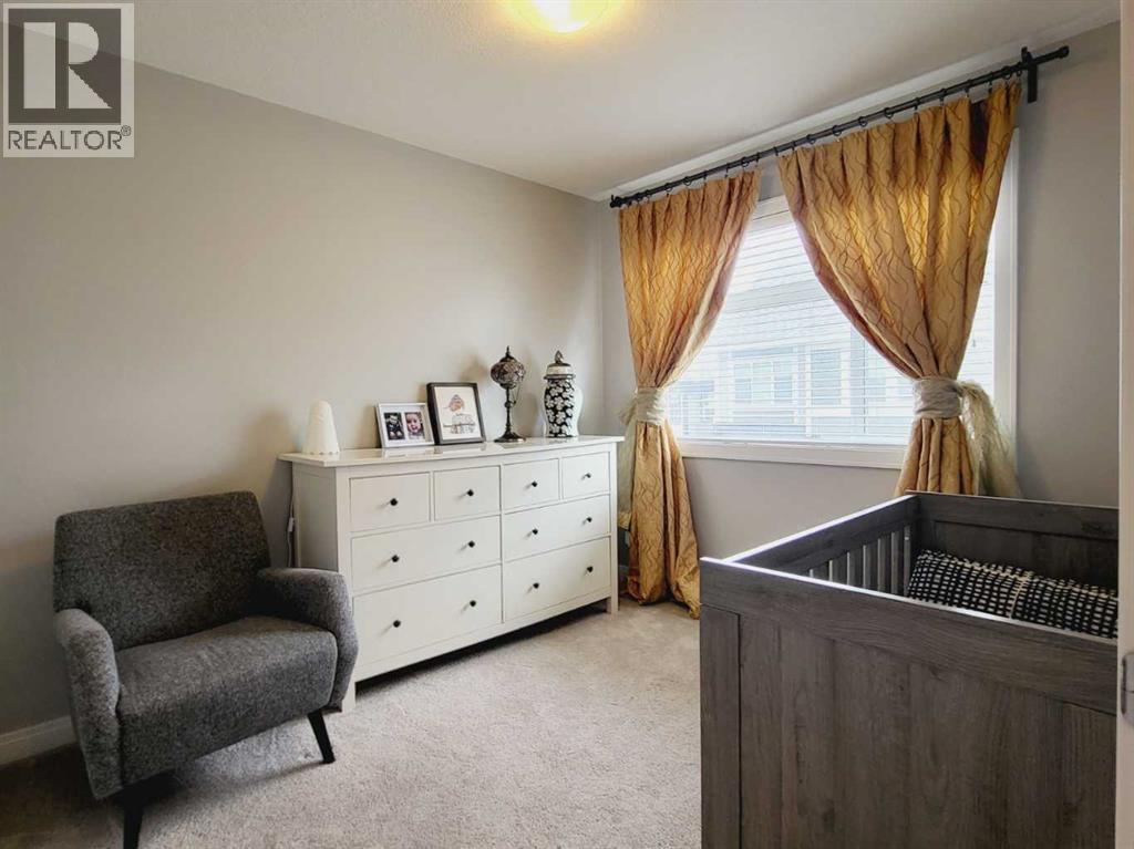 Single Family House for Sale in  Wentworth Row SW West Springs Calgary 