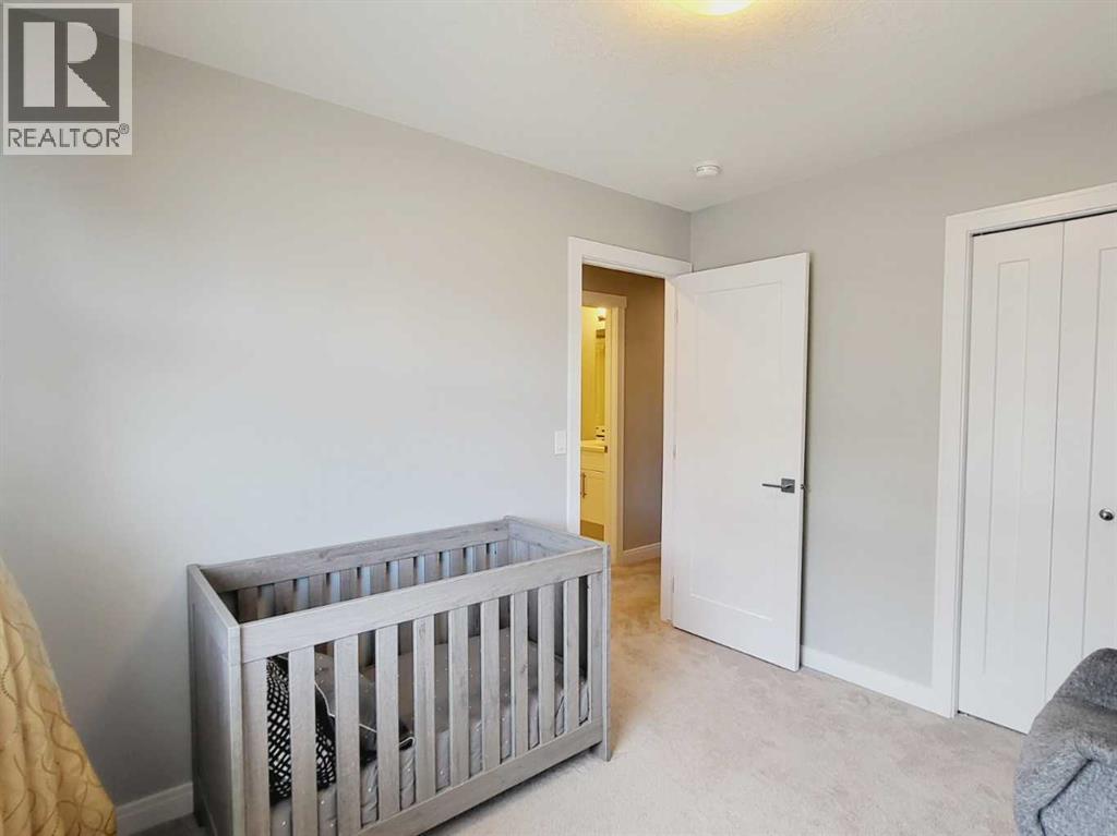 Single Family House for Sale in  Wentworth Row SW West Springs Calgary 