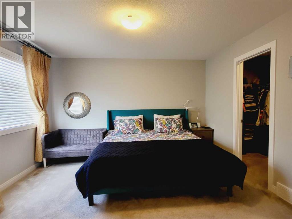 Single Family House for Sale in  Wentworth Row SW West Springs Calgary 