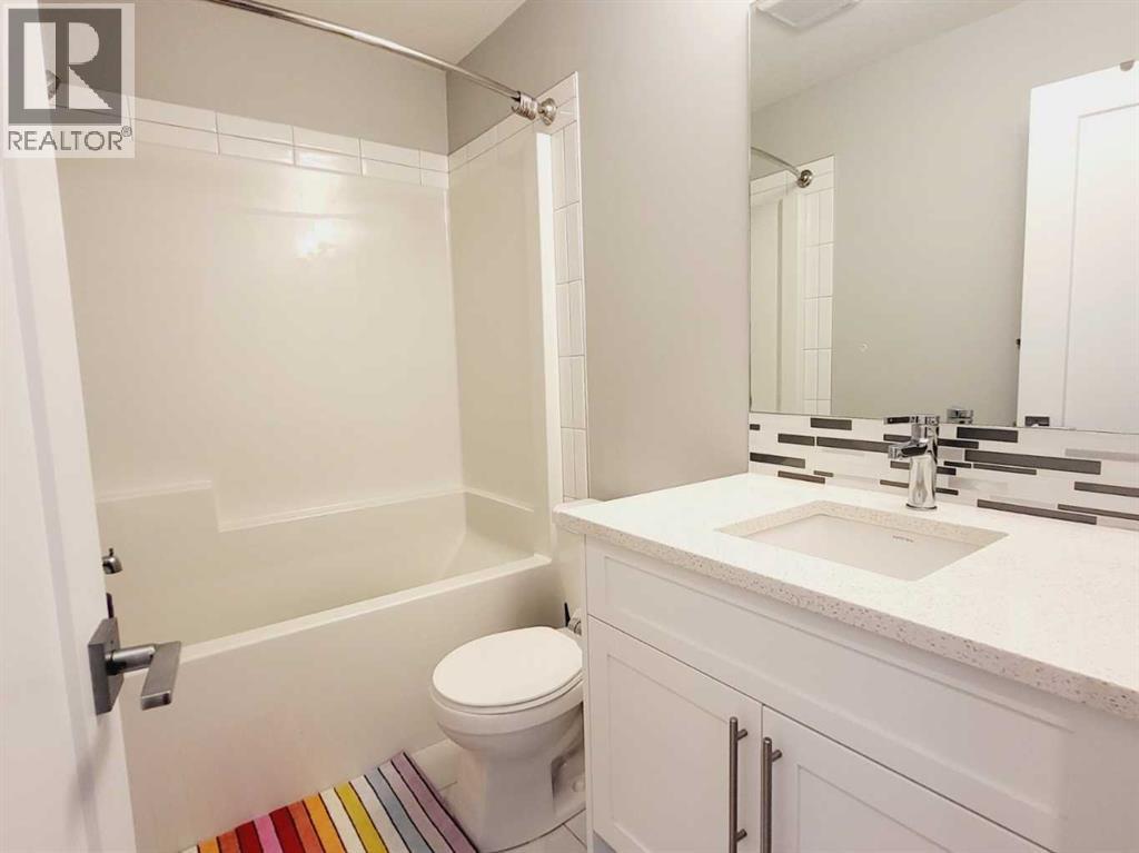 Single Family House for Sale in  Wentworth Row SW West Springs Calgary 