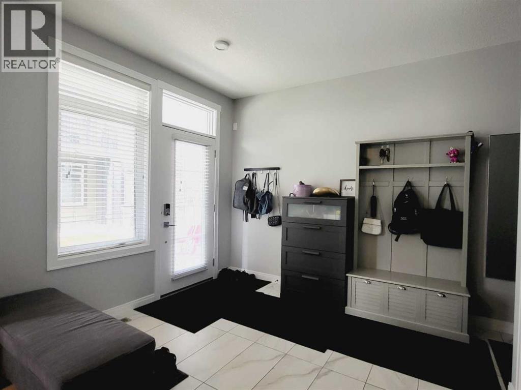 Single Family House for Sale in  Wentworth Row SW West Springs Calgary 