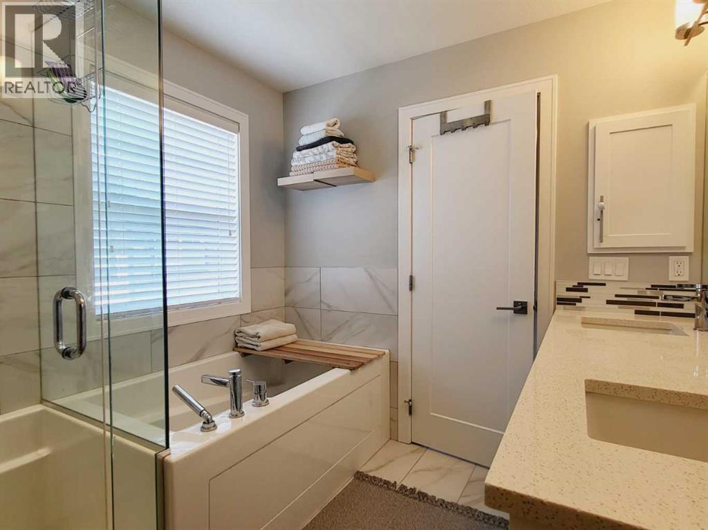 Single Family House for Sale in  Wentworth Row SW West Springs Calgary 