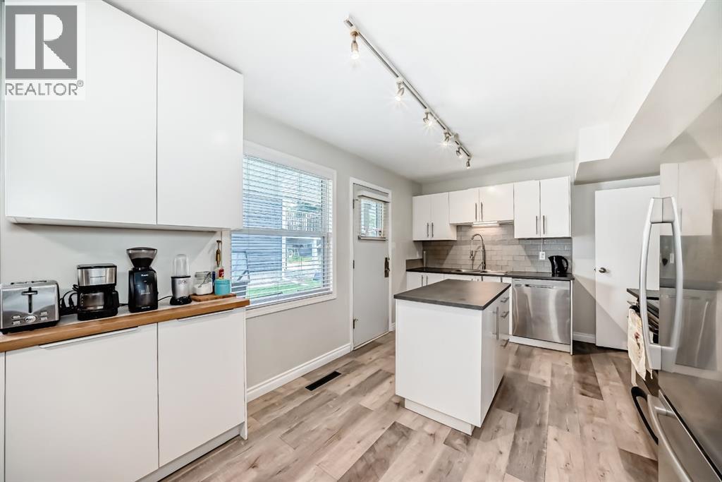 Single Family House for Sale in  REGAL Park NE Renfrew Calgary 