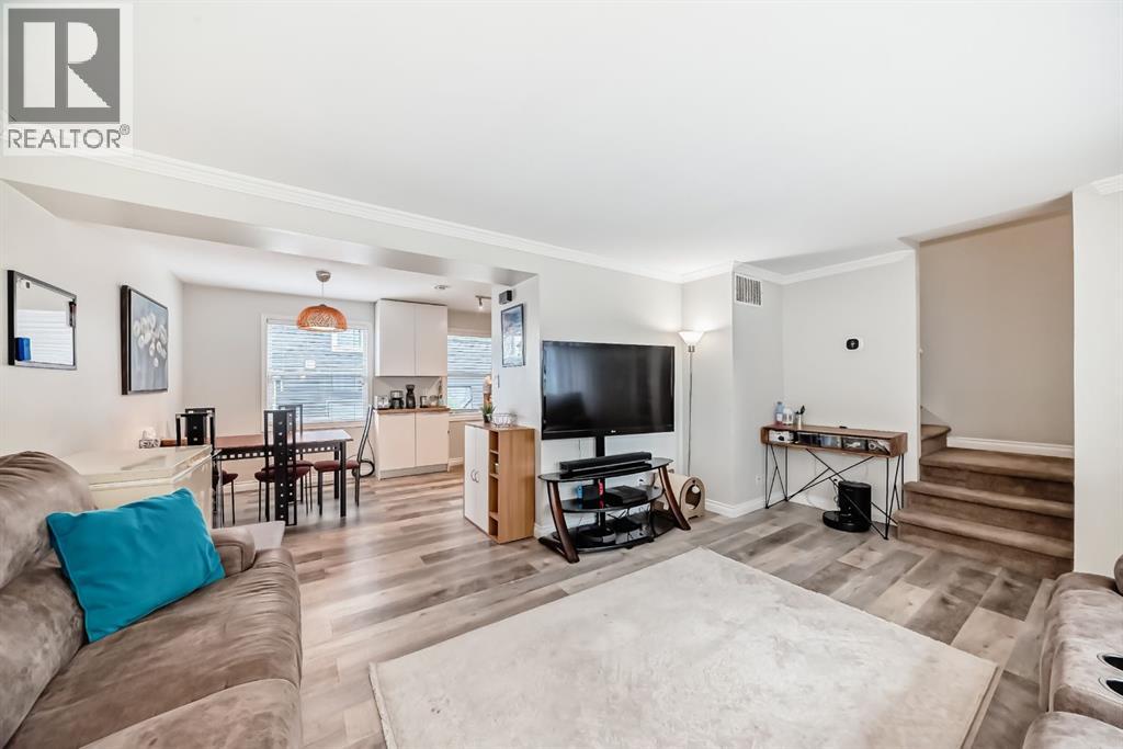 Single Family House for Sale in  REGAL Park NE Renfrew Calgary 
