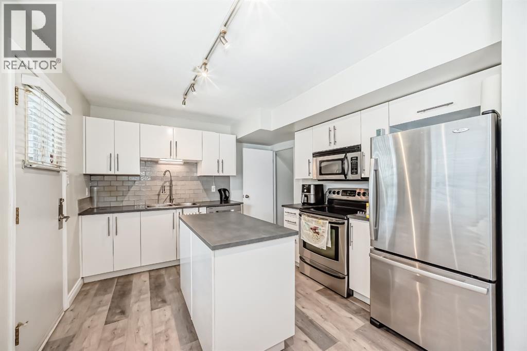 Single Family House for Sale in  REGAL Park NE Renfrew Calgary 
