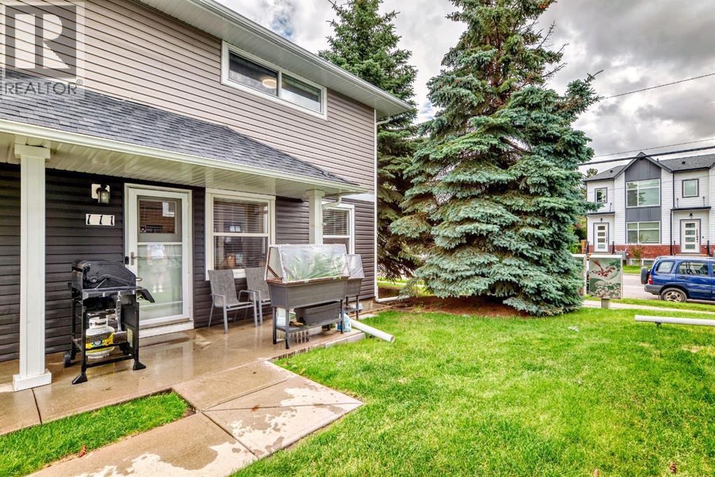 Single Family House for Sale in  REGAL Park NE Renfrew Calgary 