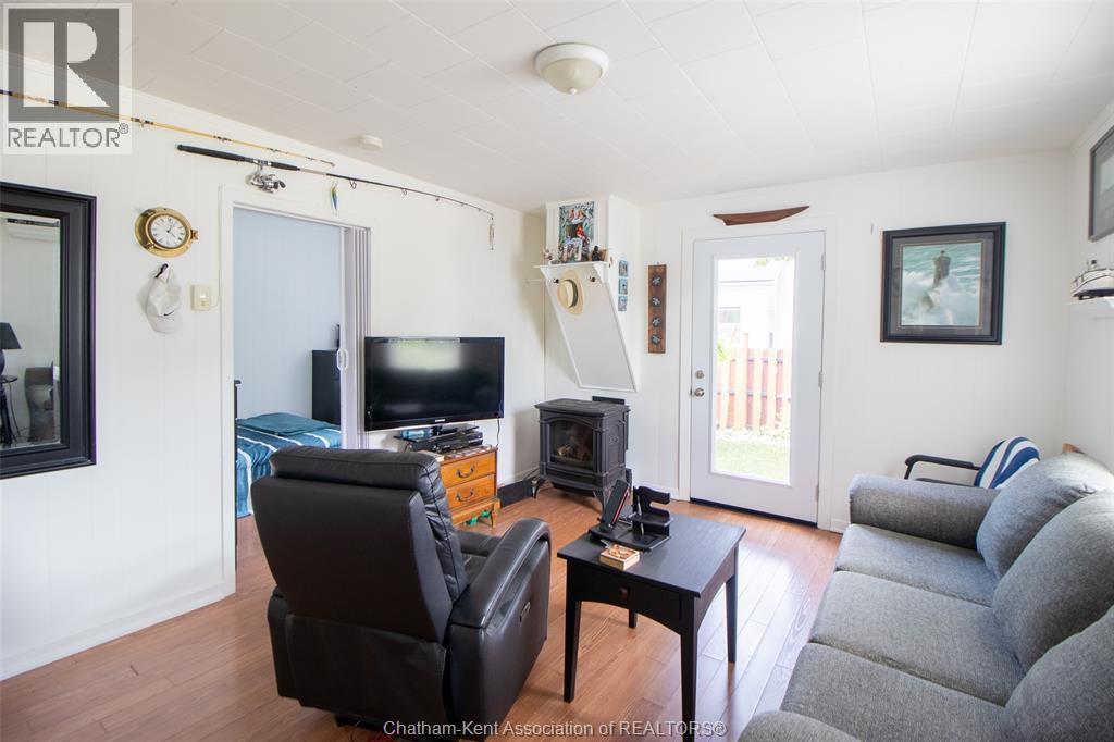 Photo 8 of 130 Elizabeth Street, Thamesville ON