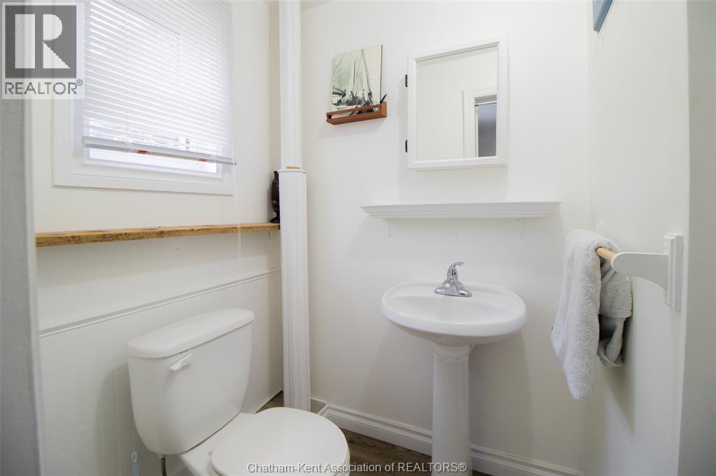 Photo 1 of 130 Elizabeth Street, Thamesville ON