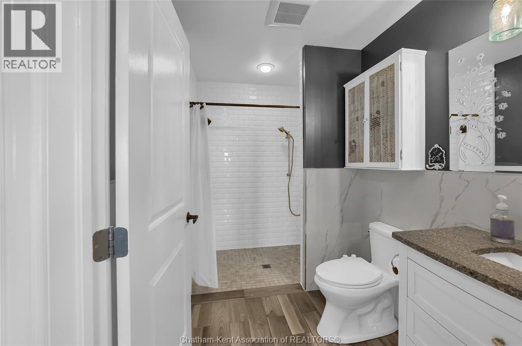 Photo 29 of 1311 Bluff Line, Wheatley ON