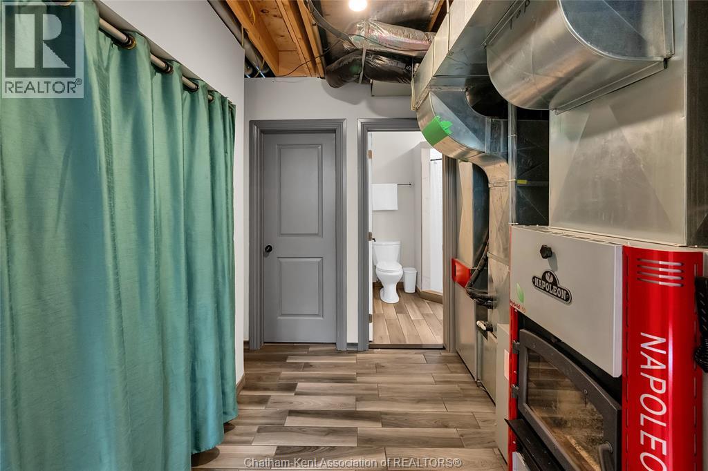 Photo 43 of 1311 Bluff Line, Wheatley ON