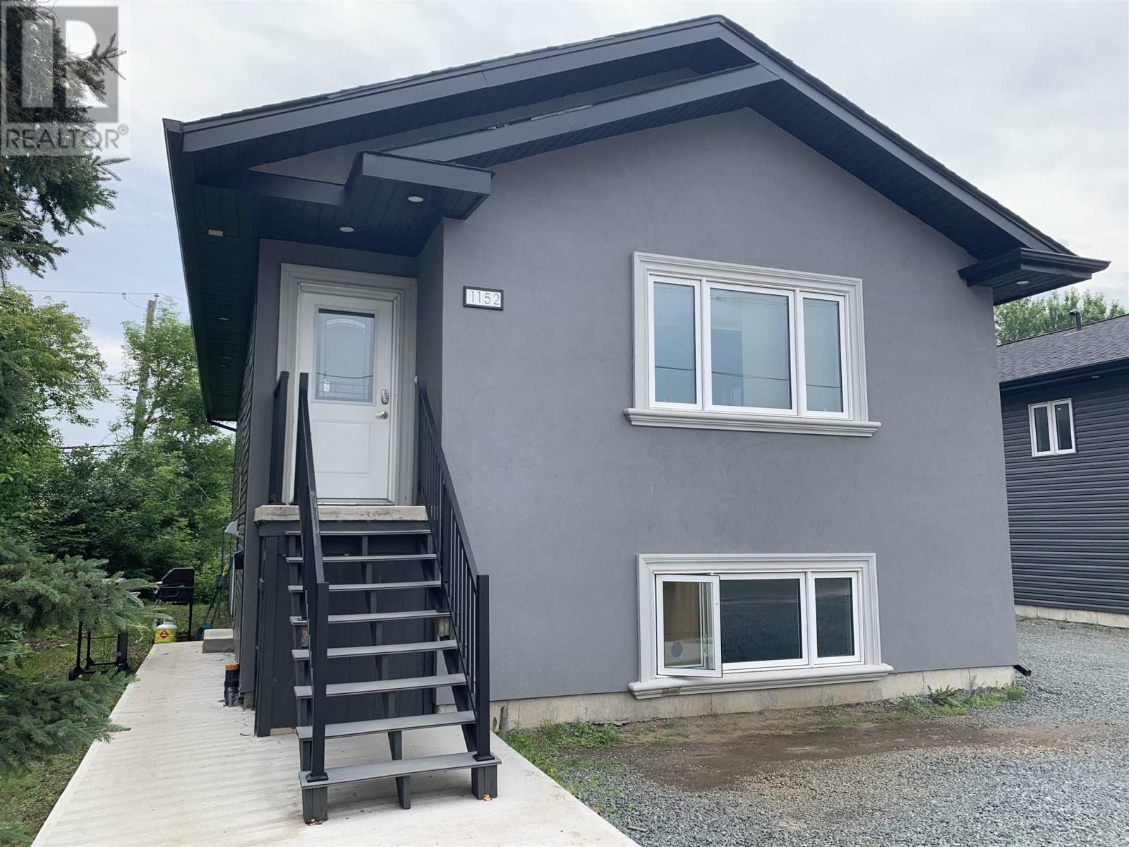 Photo 9 of 1152 Arthur St W, Thunder Bay ON