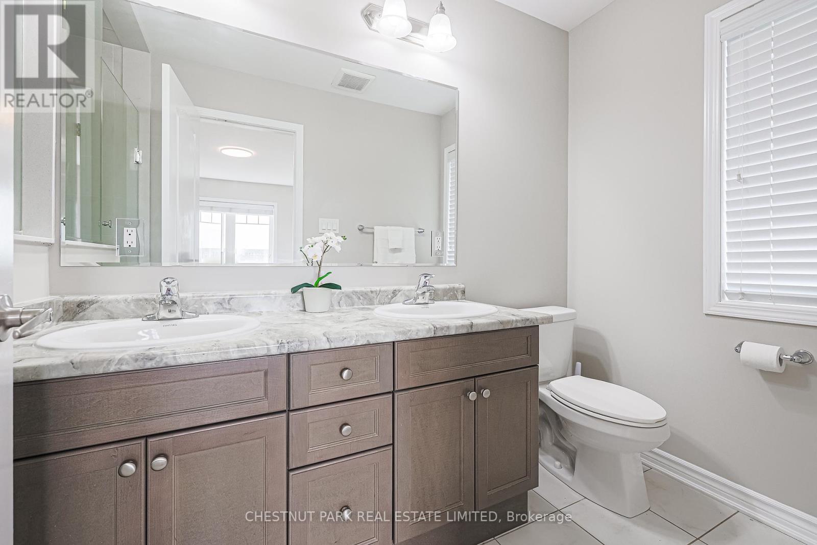 Photo 27 of 565 Edenbrook Hill Drive, Brampton ON