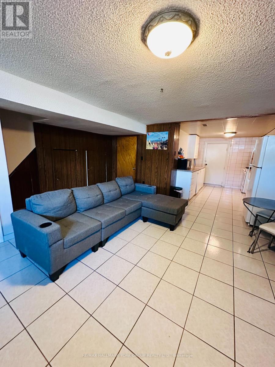 Photo 2 of 29 Peterdale Road, Toronto ON