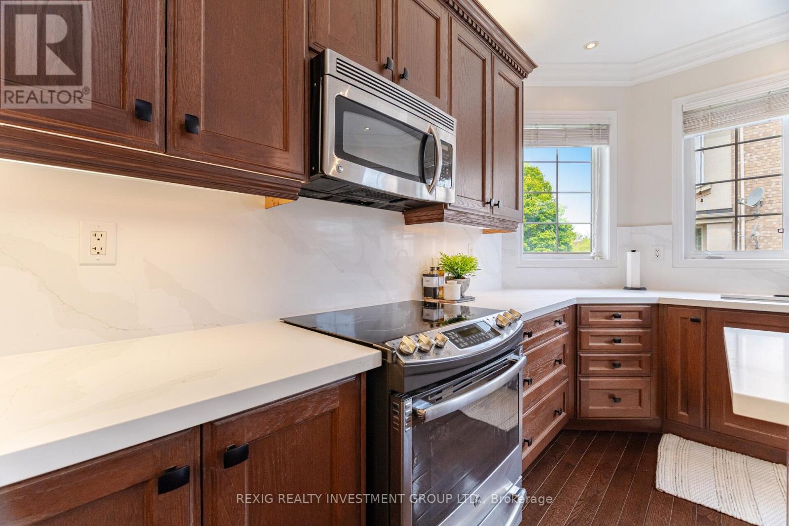 Photo 28 of 764 Reece Court, Milton ON