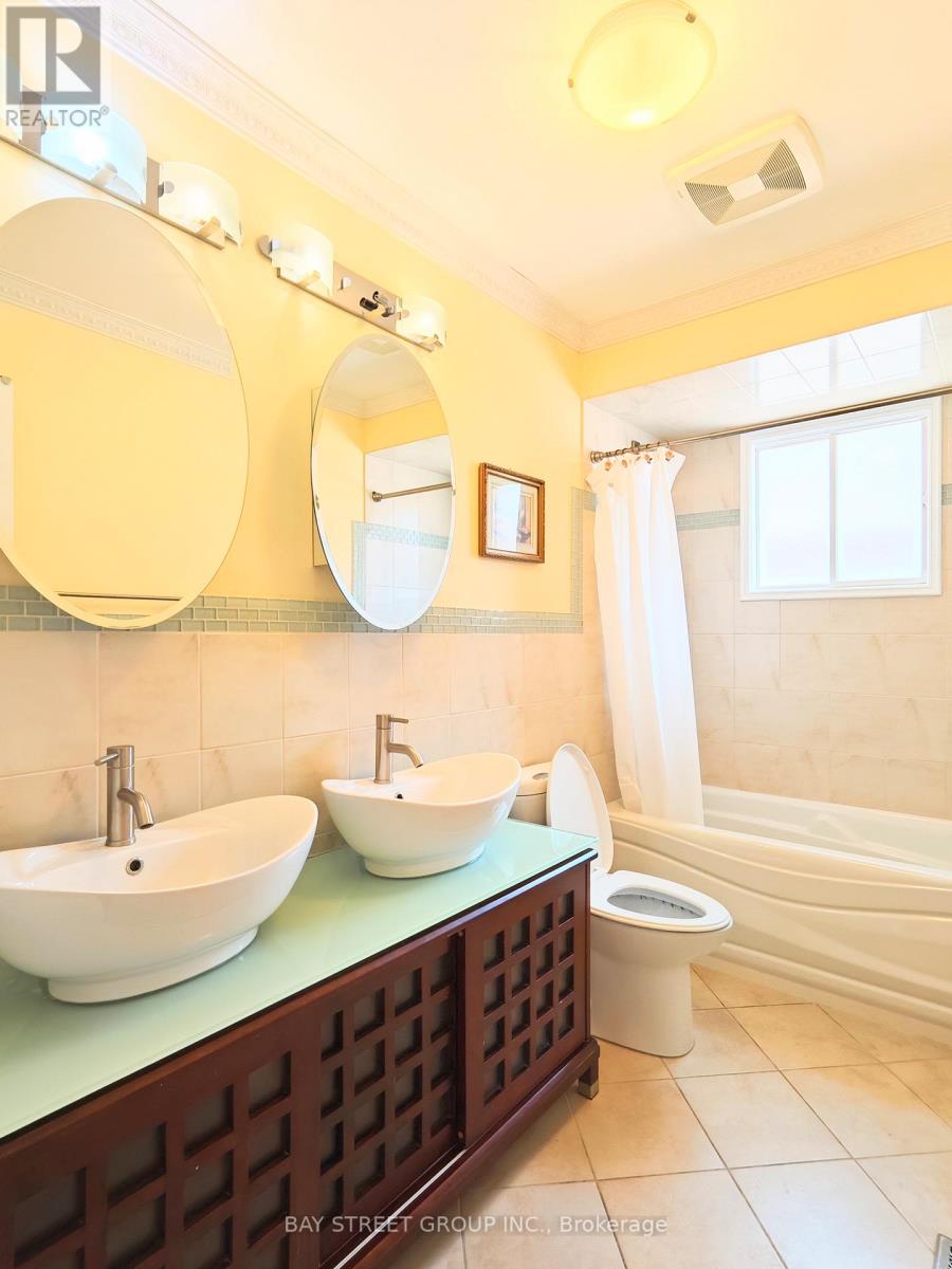 Photo 15 of Upper 5251 Astwell Avenue, Mississauga ON